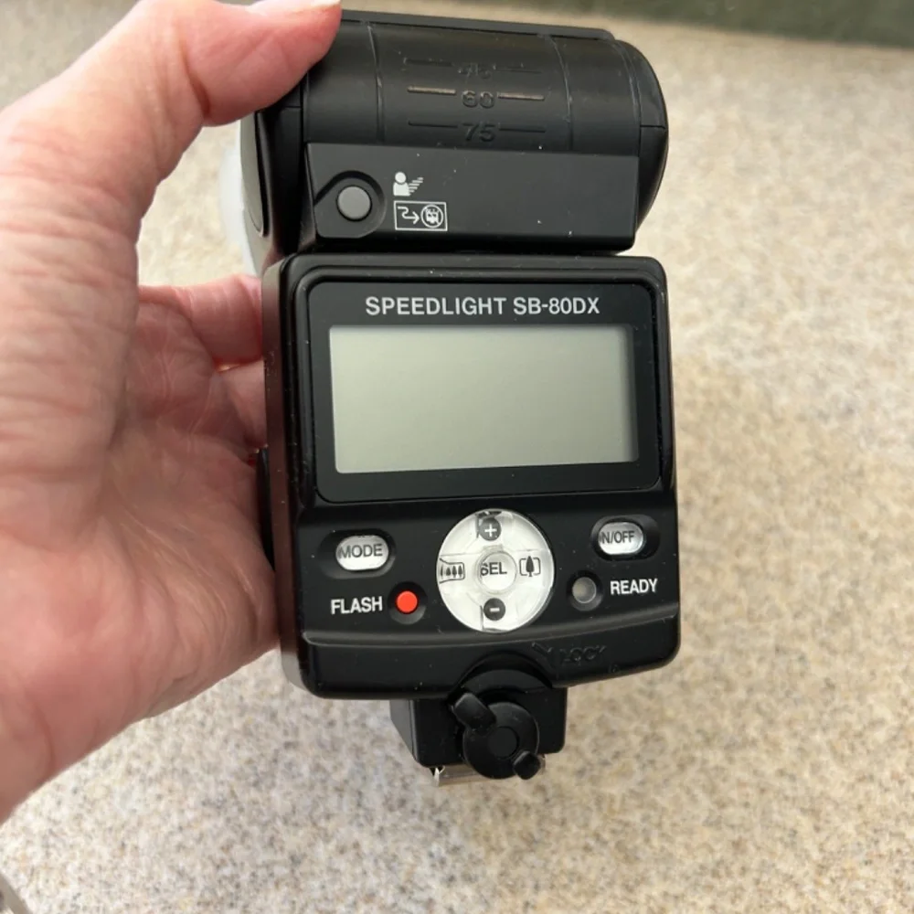 NIKON Speedlight SB-80DX Flash Vintage